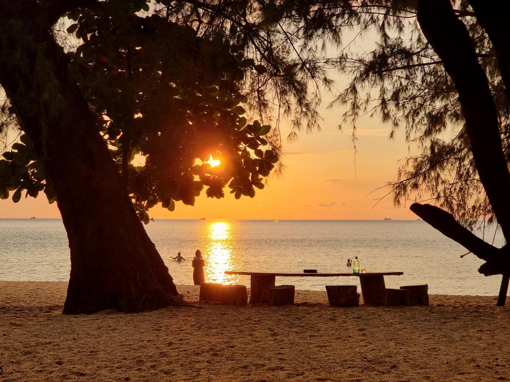 Sunboo Beach Bungalows Koh Rong Sanloem Esterno foto
